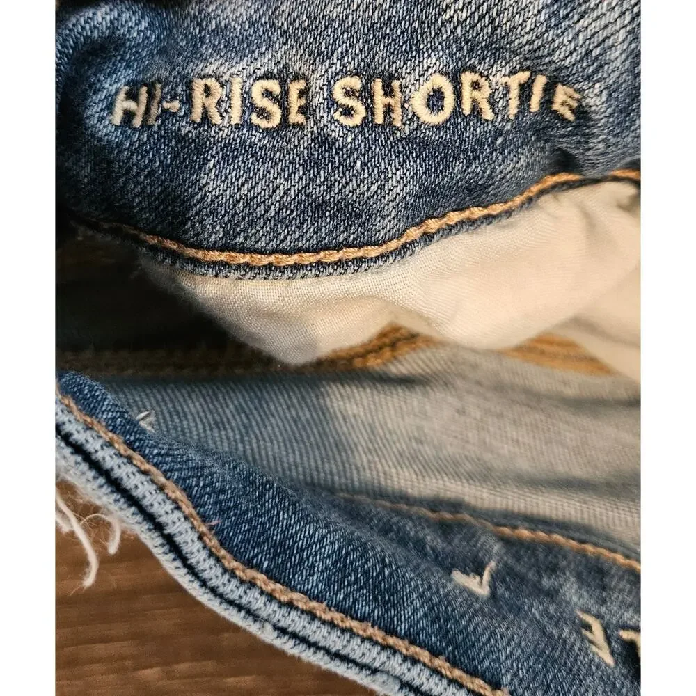 American Eagle hi rise shortie